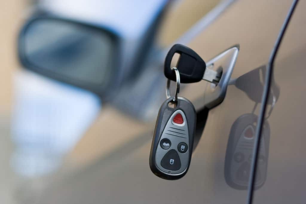 Benefits of Hiring an Experienced Locksmith for Your Car